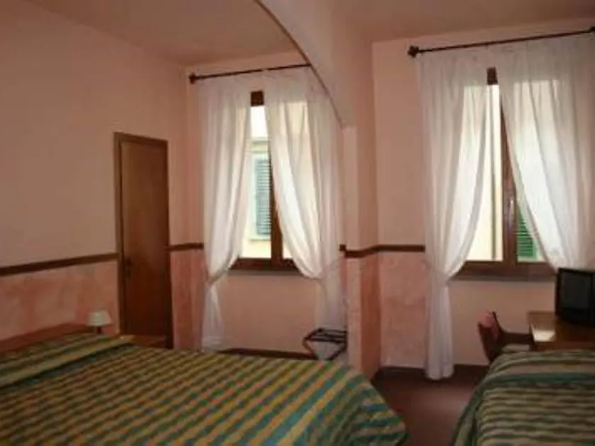 Hotel Monica Florens 2*,  Italien
