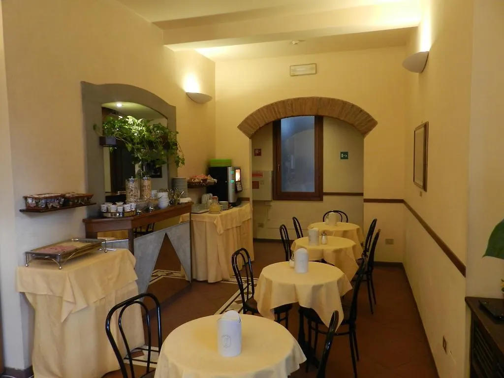 **  Hotel Monica Florens Italien