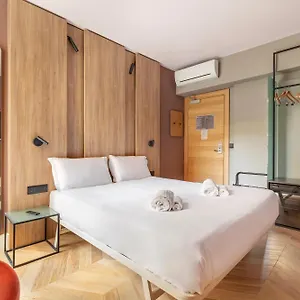 Center Otel Cenova